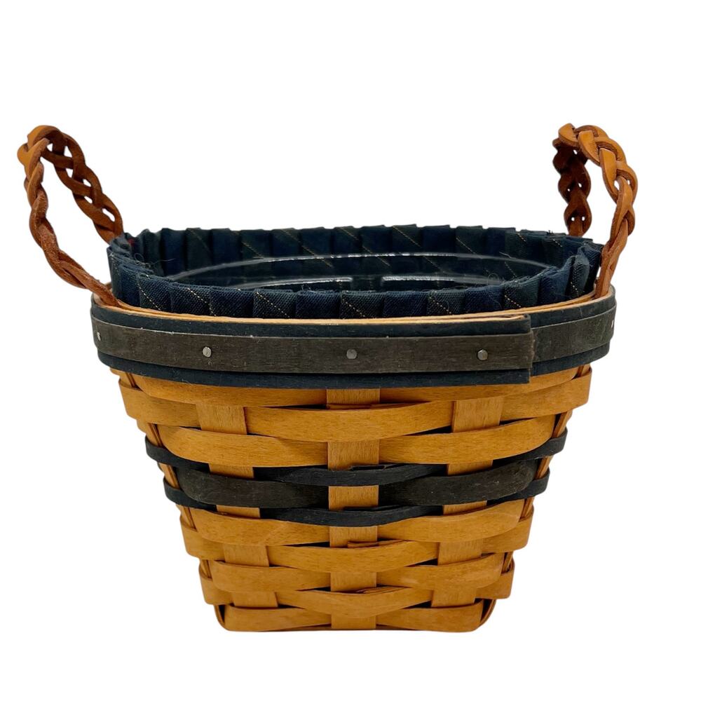 Vintage 1999 Longaberger Collector's Club Handwoven Basket and Insert Liner